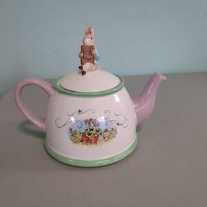 Peter Rabbit Beatrix Potter Tea Pot 2002 Ceramic Collection Teleflora Gifts
